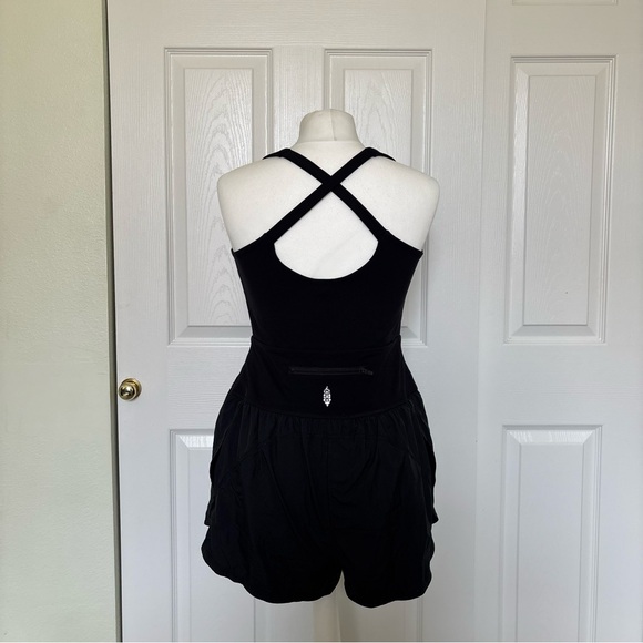 Free People Movement Righteous Runsie Workout Onesie Shorts Size Large Black - Picture 5 of 6
